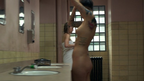Ruby Rose Naked in Orange Is the New Black. Breasts, Butt, Tattoos, bathroom. 789985