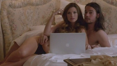 Aria Pullman in Revenge (2011-2014) Underwear Black Underwear Brunette 748375
