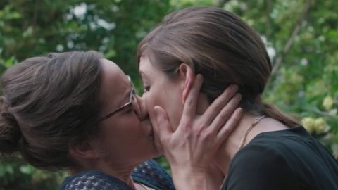 Natalie Gold in Alpha House (2013-2014) Lesbian Glasses Kissing 749776