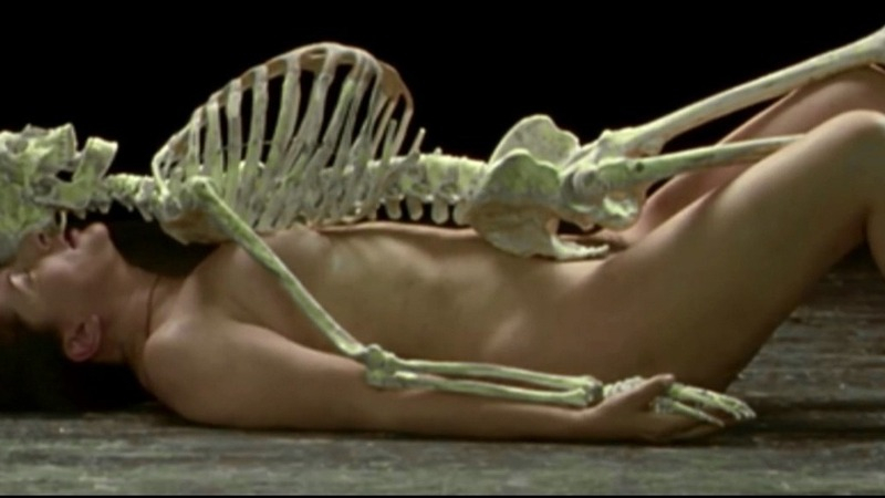 Nudes of Herself from The New Yorker Presents. Breasts, Bush, lying down, nude. 756102