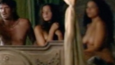 Hottest Clara Paget Scene in Black Sails. Sexy, MFF in bed, bed. 758432