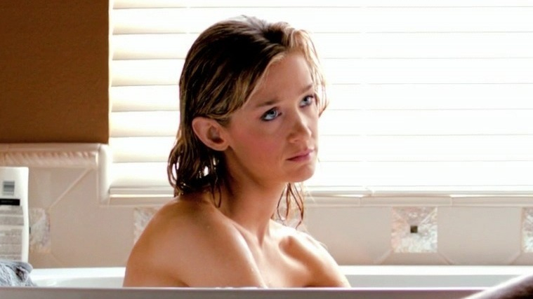 Sexiest Katie Walder Scene in Come Back to Me. Sexy, in bathtub, wet hair. 759337