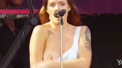 Tove Lo in Tove Lo - Talking Body (Live at Rock in Rio, Las Vegas) (2015) Breasts Breasts Brunette 764222