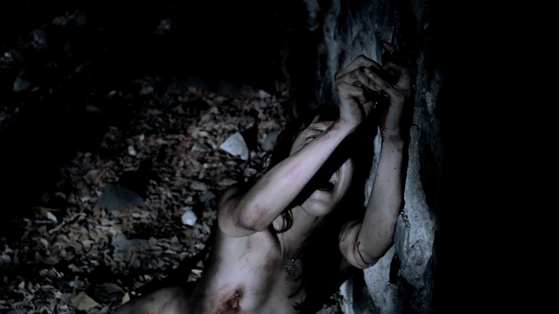 Désirée Giorgetti Nude in Morituris. Breasts, black hair, bloody. 773518