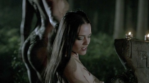 Sina Tkotsch in Blutsschwestern - Jung, magisch, tödlich (2013) Breasts Thong Sexy Breasts Brunette 769082