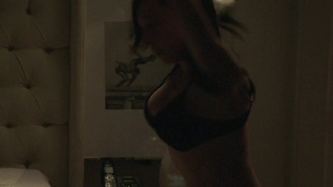 Mariana Treviño in Club de Cuervos (2015-2019) Sexy Underwear Black Bra Brunette 772513