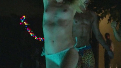 Madison Rose in We Are Your Friends (2015) Breasts Bikini Bikini Blonde 779351