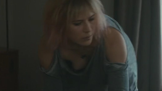 Eleanor Wyld Nude in Thirteen. Breasts, loose top, nude. 785758