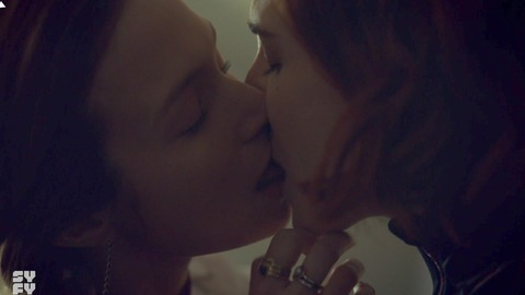 Hottest Waverly Earp Scenes. Lesbian, Sexy, SFW, brunette. 815913