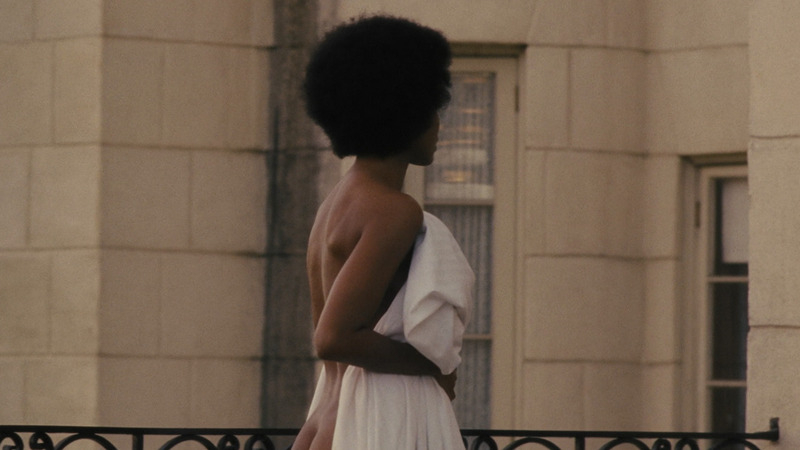 Zoe Saldana Nude in Nina. Butt, afro, balcony. 797848