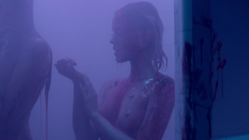 Nudes of Gigi from The Neon Demon. Breasts, blood, blue lighting. 798258
