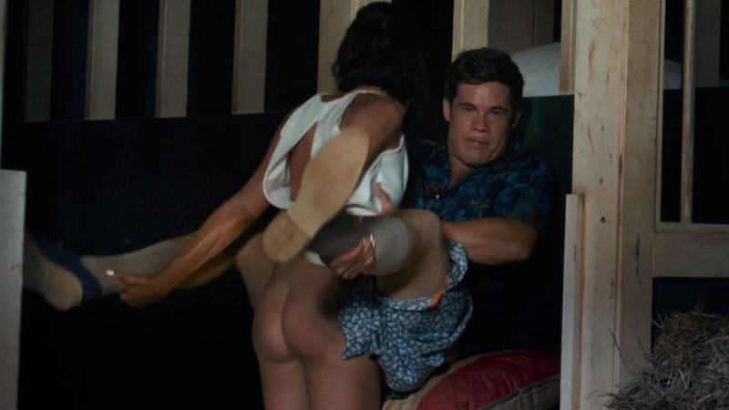 Aubrey Plaza Nude as Tatiana. Butt, barn, hay stacks. 802484
