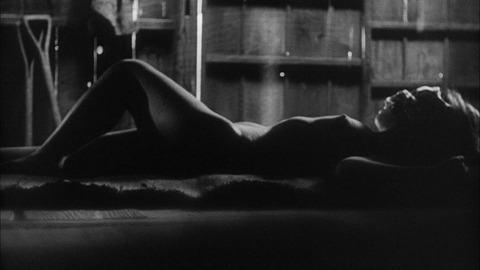 Kyôko Kishida in Woman in the Dunes (1964) Breasts Barefoot Black And White 798344