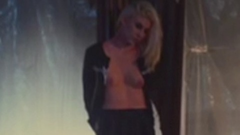 Delilah Donovan Nude as Girl #3. Breasts, bedroom, blonde. 804806