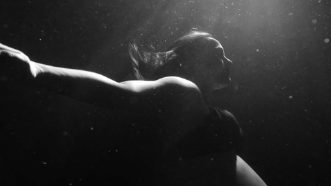 Natalie Portman in My Willing Heart (2017) Underwear Black And White Black Bra 809111