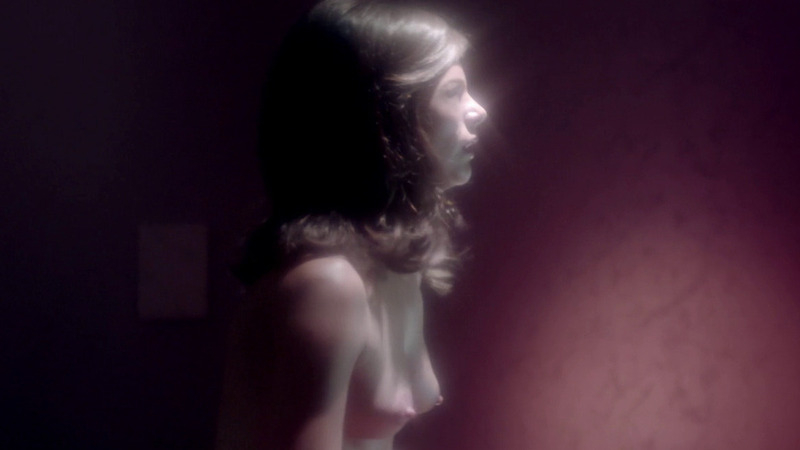 Macarena Gómez Nude as Laura. Breasts, blind, dark room. 810332