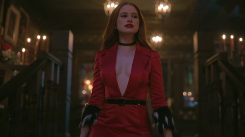 Hottest Madelaine Petsch Scene in Riverdale. Sexy, cleavage, inner boob. 951836