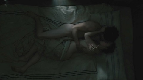 Maria from Tulip Fever Naked. Butt, dark room, in bed. 823619