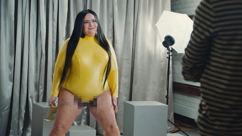 Saturday Night Live's Sexiest Scenes with Aidy Bryant. Sexy, leotard, long hair. 957852