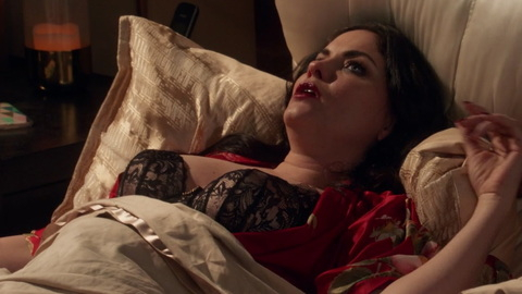 Sexiest Scenes of Lionel Davenport from Hit the Floor. Underwear, black bra, cleavage. 837821