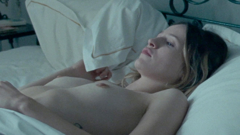 Nudes of Laure from Non-Fiction. Breasts, blonde, blonde hair. 877554