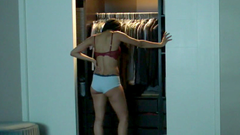 Sexiest Scenes of Jillian Hope Hodgson from Channel Zero. Sexy, Underwear, barefoot, bedroom. 841583
