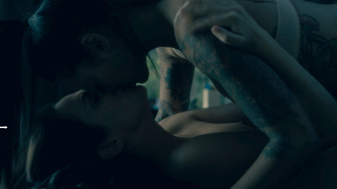 Kate Siegel Nude as Theodora Crain. Breasts, Lesbian, bedroom, close up. 840560