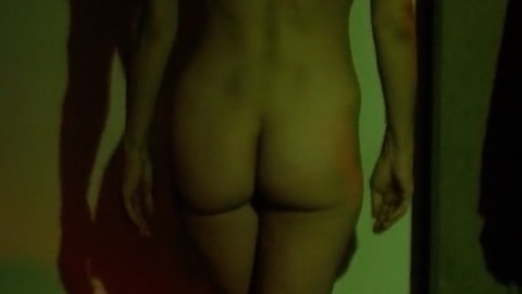 Dominique Swain Nude as Dr. Eris. Butt, back dimples, back exposed. 844610