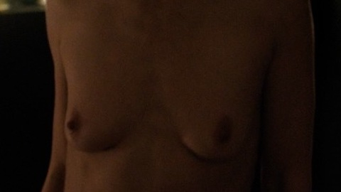 Rosamund Pike Naked as Marie Colvin. Breasts, bathroom, mature. 859299