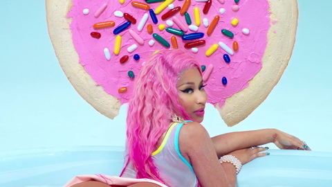 Hottest Nicki Minaj Scene in Good Form. Sexy, blue background, butt cleavage. 847424