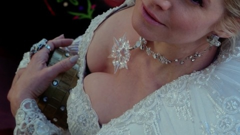 Sexiest Scenes of Snow Queen from Once Upon a Time. Sexy, SFW, aerial shot. 847769