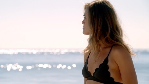 Manifest's Sexiest Scenes with Melissa Roxburgh. Bikini, SFW, beach. 860418