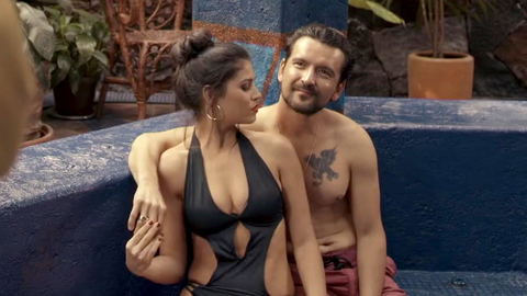 Hottest Essined Aponte Scene in S.W.A.T.. Bikini, Latina, bathing suit. 855212