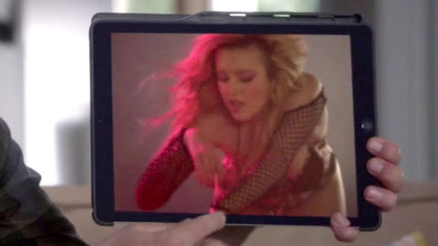 Modern Family's Sexiest Scenes with Cassidy Gatlin. Sexy, Underwear, blonde, bra. 856398