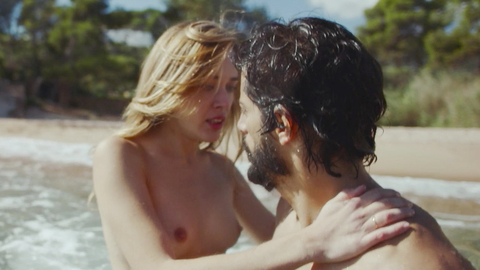 Lucía Delgado Naked as Nuria joven. Breasts, Skinny Dipping, beach. 859767