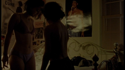 Mid90s's Sexiest Scenes with Alexa Demie. Underwear, SFW, bedroom. 860610
