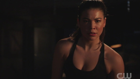 Hottest Emiko Queen / Green Arrow Scenes. Sexy, cleavage, sports bra. 861531