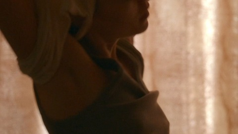 Hanna's Sexiest Scenes with Esme Creed-Miles. Sexy, SFW, tank top. 962718