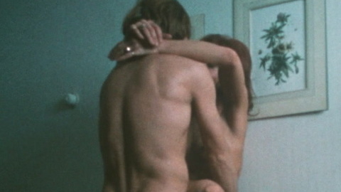 Carry Tefsen Naked as Elly, buurvrouw. Breasts, against wall, male nudity. 866253