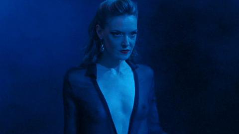 Nudes of Loïs McKenna from Knife+Heart. Breasts, blonde, dance club. 871482