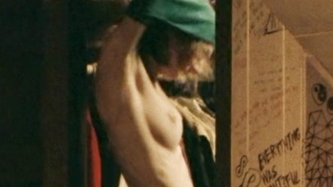 Hunter Schafer in Euphoria (2019-2022) Breasts Underwear Barefoot Bedroom 968286