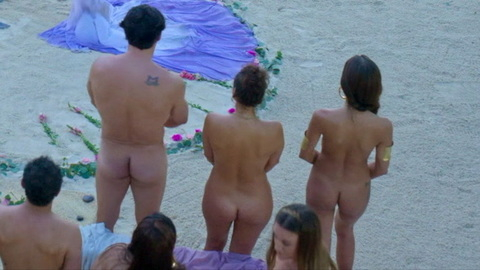 Ela Velden in El Juego de las Llaves (2019-2021) Butt Beach Butt 958479