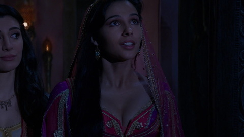Aladdin's Sexiest Scenes with Naomi Scott. Sexy, SFW, cleavage. 885330