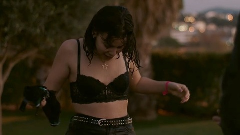 Hottest Emma Scenes. Underwear, SFW, black bra. 905685
