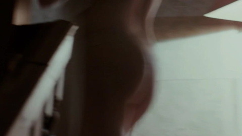Nudes of Bess Krafft from Love is Blind. Butt, hallway, nude. 888546
