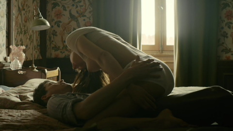 Esther Comar Naked as Mathilde Barthélémy. Breasts, Underwear, CMNF, bandage. 889635