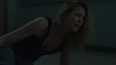 Countdown's Sexiest Scenes with Elizabeth Lail. Sexy, blonde, cleavage. 895572