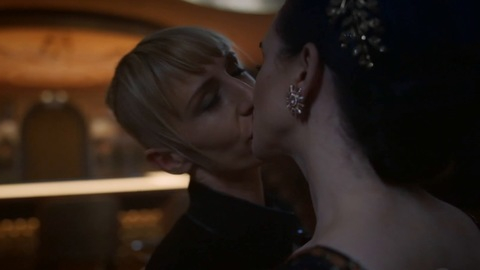 Snowpiercer's Sexiest Scenes with Mickey Sumner. Lesbian, SFW, blonde. 972372