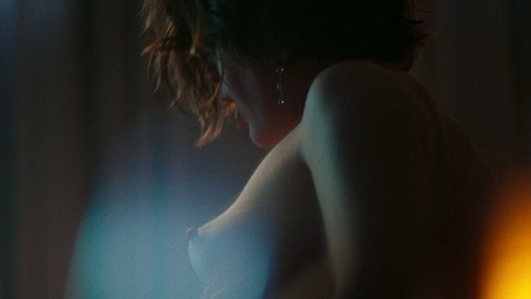 Nudes of Sofía from Hard. Breasts, nude, right breast. 911400