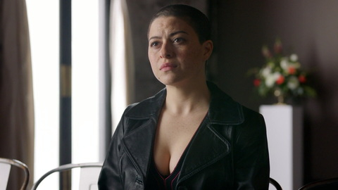 Sexiest Scenes of Dory Sief from Search Party. Sexy, cleavage, large breasts. 933839
